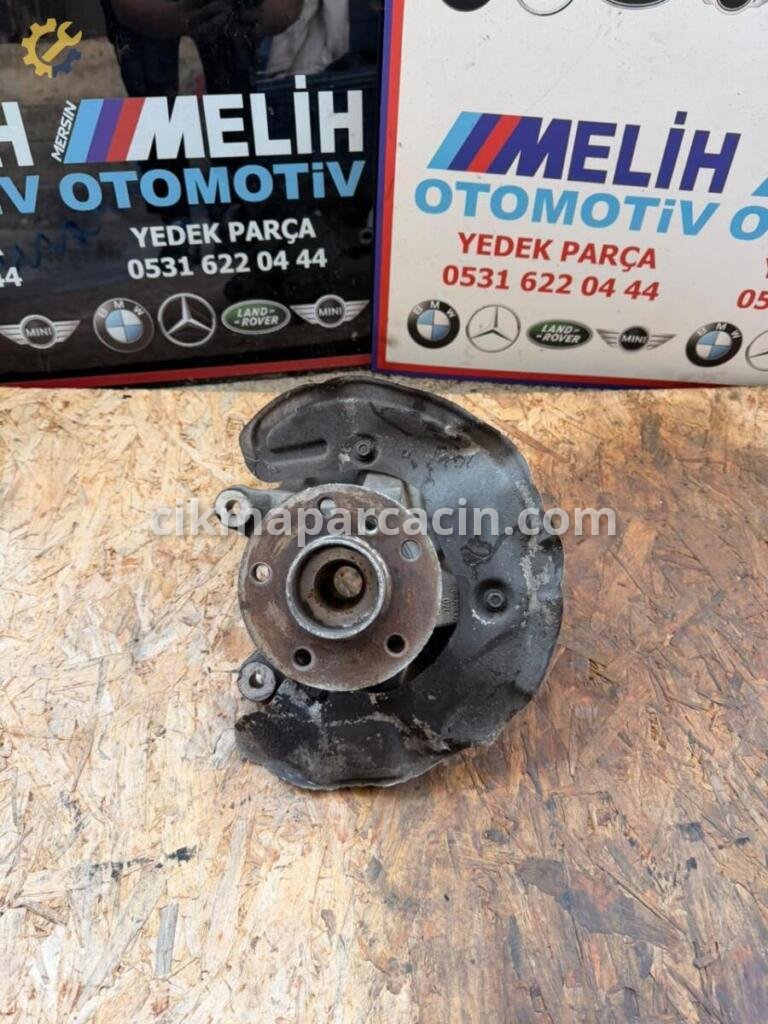 BMW 2 Serisi Taşıyıcı 6870837 çıkma parça