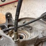 MERCEDES W211 ÇIKMA SAĞ ARKA TAŞIYICI A2113508408 A2113504608
