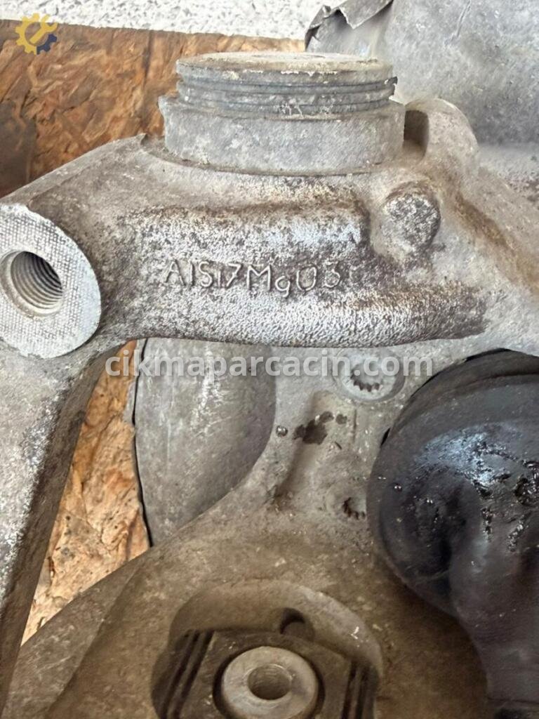 Audi Q5 Arka Taşıyıcı 8R0505432F çıkma parça