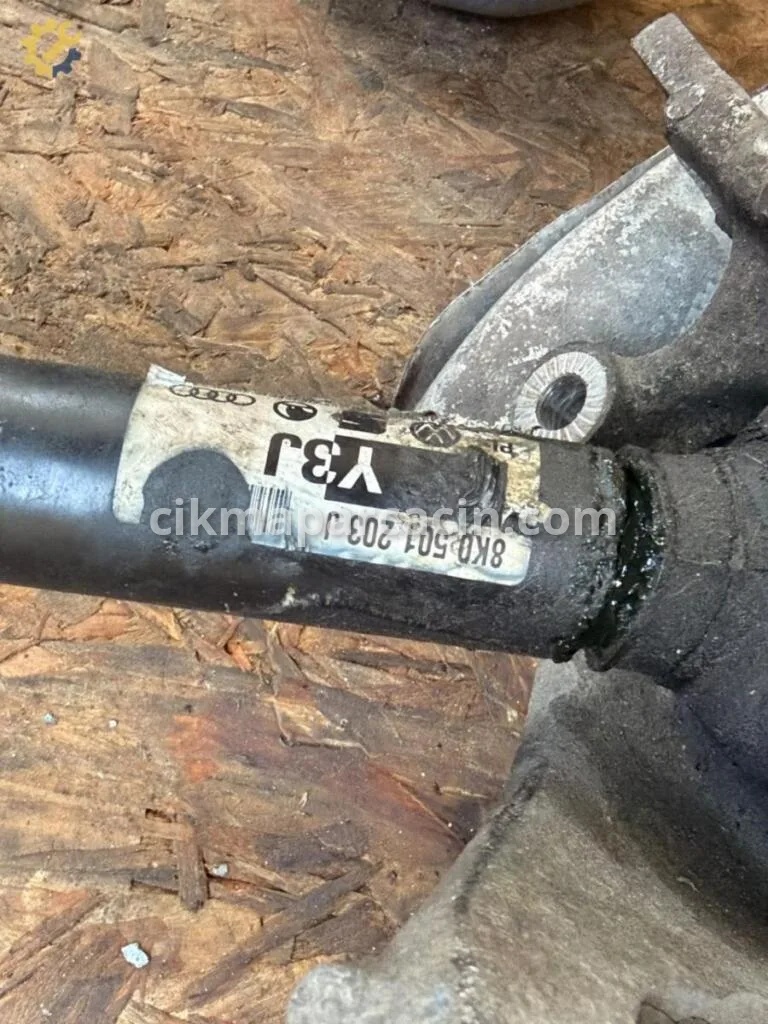 Audi A5 Arka Aks 8K0501203J çıkma parça