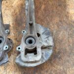 VOLKSWAGEN TOUAREG ÇIKMA SAĞ ÖN TAŞIYICI 7L0407258