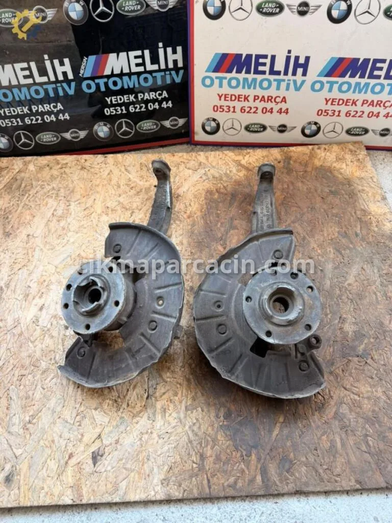 Volkswagen Touareg Sağ Ön Taşıyıcı 7L0407258 çıkma parça