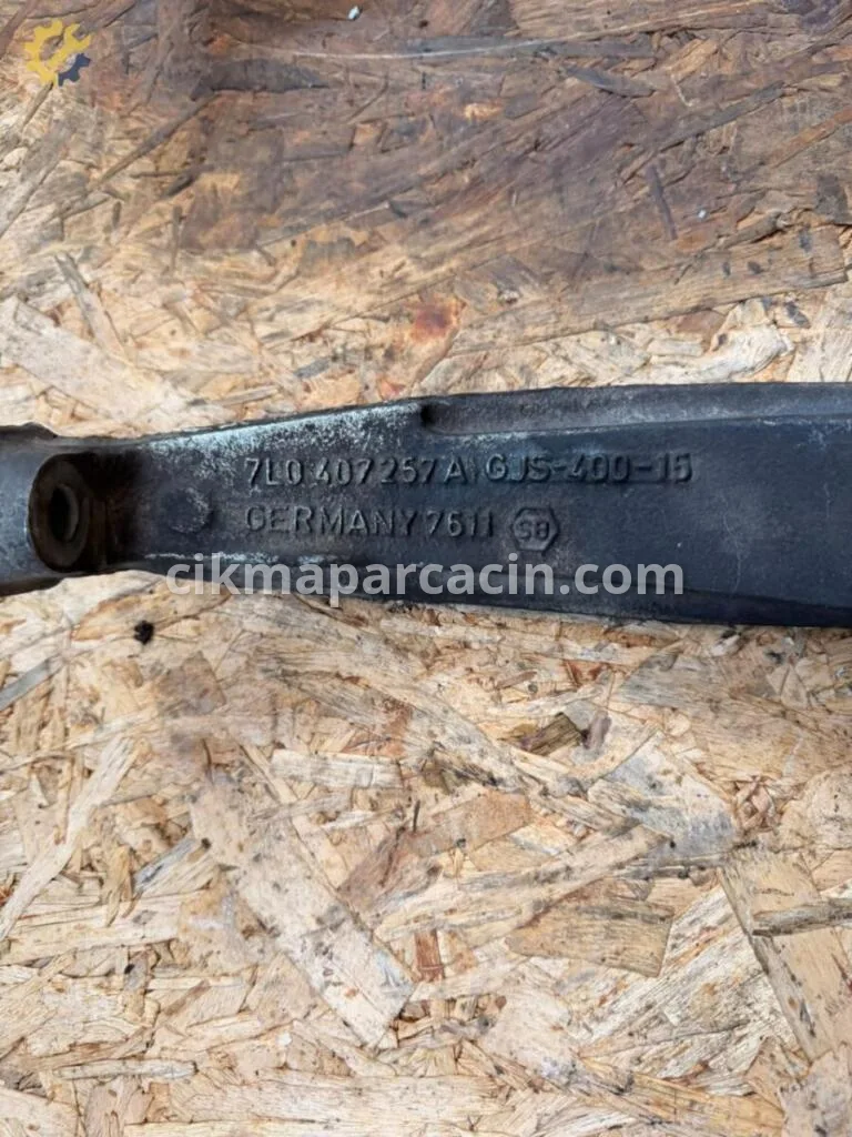 Audi Q7 Sol Ön Taşıyıcı 7L0407257 çıkma parça