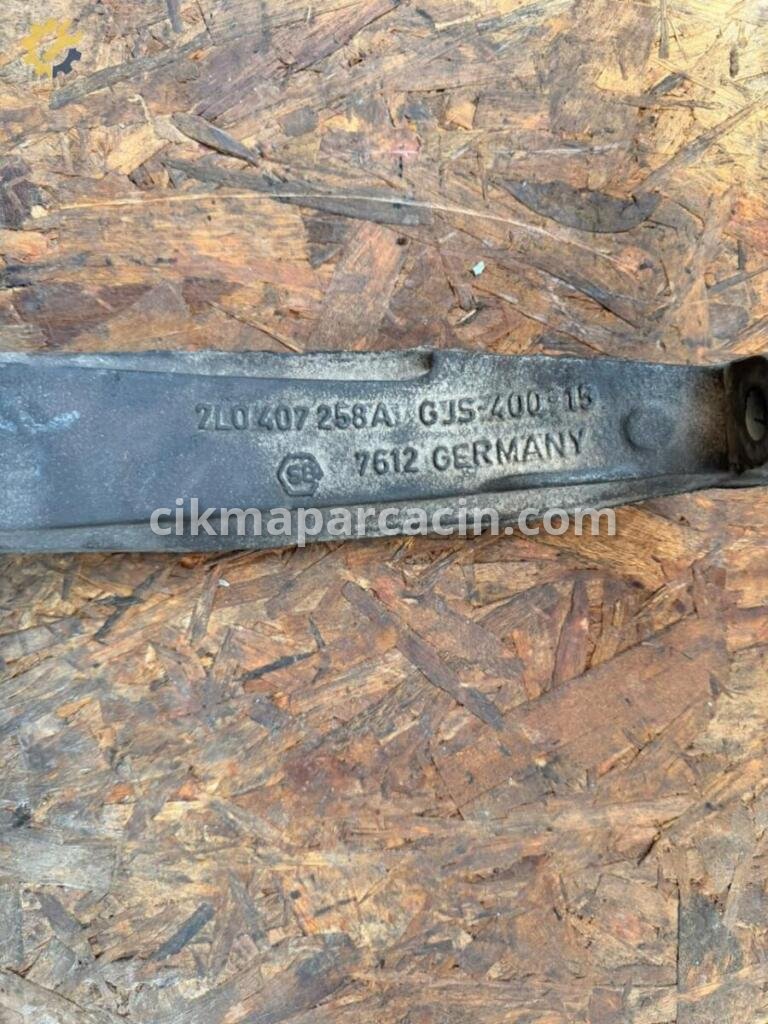 Volkswagen Touareg Sol Ön Taşıyıcı 7L0407257 çıkma parça