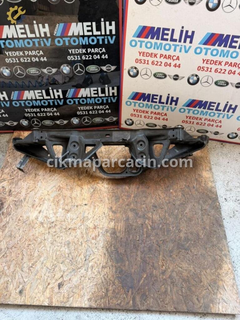 Mini Cooper Arka Taşıyıcı 9804722 çıkma parça