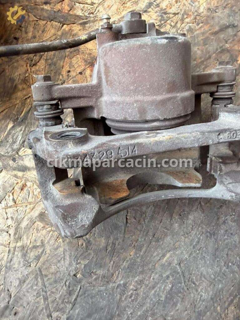 Jeep Cherokee Ön Kaliper çıkma parça