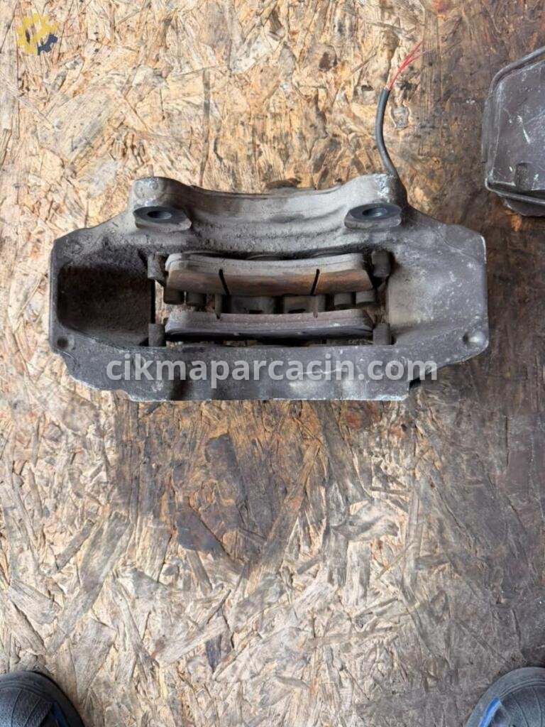 Porsche Cayenne Ön Kaliper 7L6615105BG çıkma parça