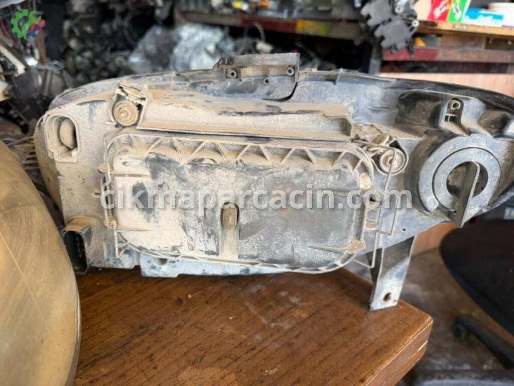 Fiat Albea Far çıkma parça