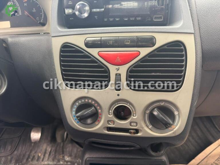 Fiat Palio Havalandırma Izgarası çıkma parça