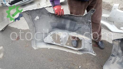 Audi A1 Ön Tampon çıkma parça