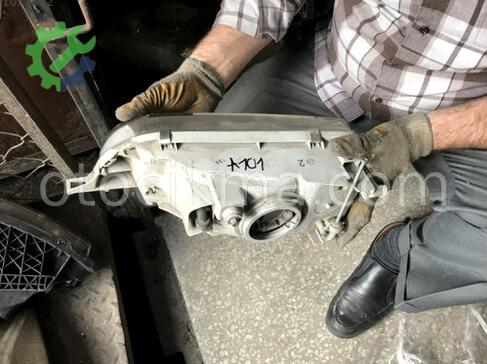 Toyota Corolla Far çıkma parça