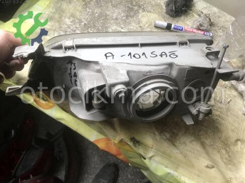 Toyota Corolla Far çıkma parça