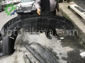 A176 ÖN TAMPON ALT MUHAFAZASI MERCEDES ORJİNAL ÇIKMA PARÇA