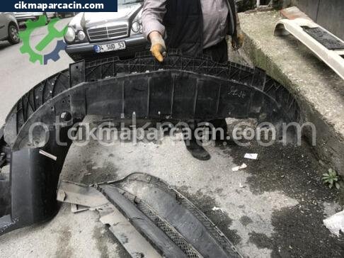Mercedes-Benz A Serisi Ön Tampon çıkma parça