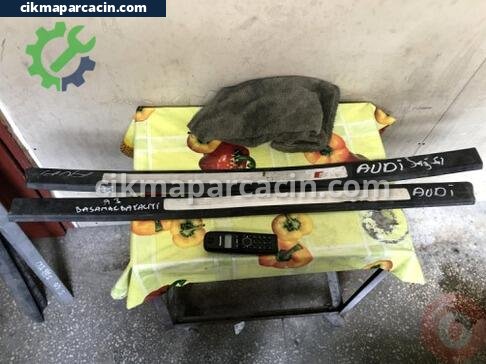 Audi A3 Ön Bakalitler çıkma parça
