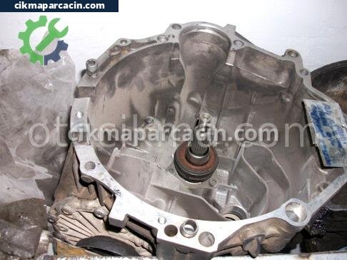 Audi A4 Şanzıman Komple çıkma parça