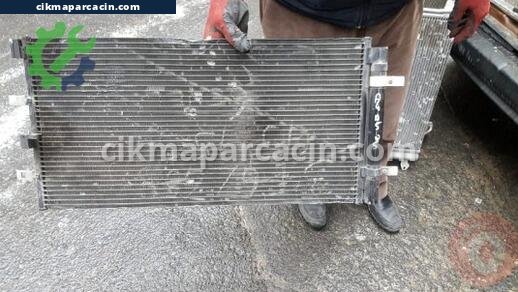 Audi A4 Klima Radyatörü çıkma parça