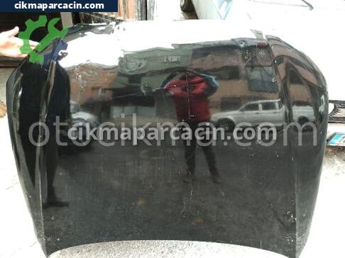 Audi A4 Kaput çıkma parça