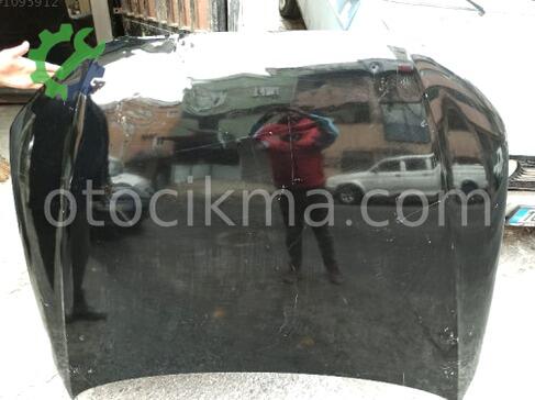Audi A4 Kaput çıkma parça