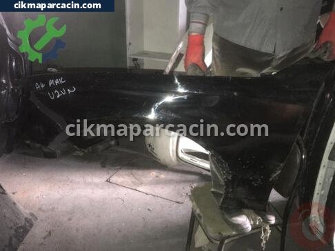 Audi A4 Sol Ön Çamurluk çıkma parça