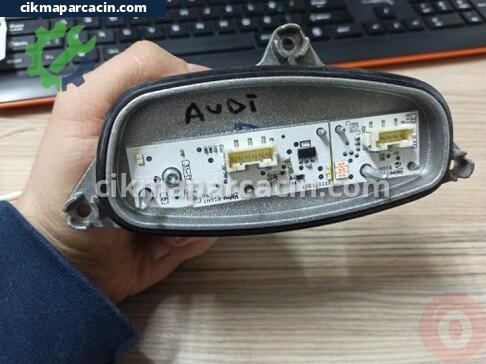 Audi A5 Far Beyni çıkma parça