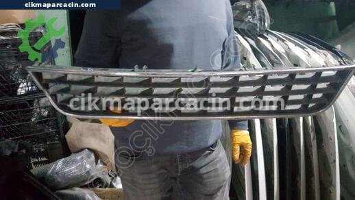Audi A6 Tampon Izgarası çıkma parça