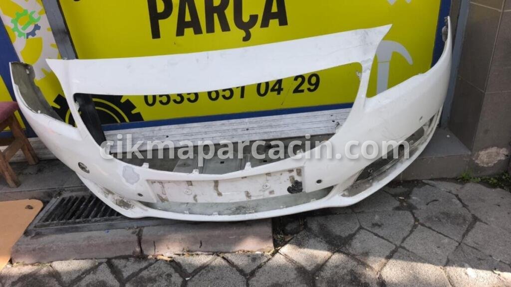 Opel Insignia Ön Tampon çıkma parça