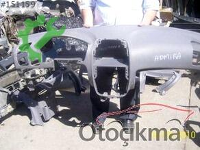 Hyundai Accent Torpido çıkma parça