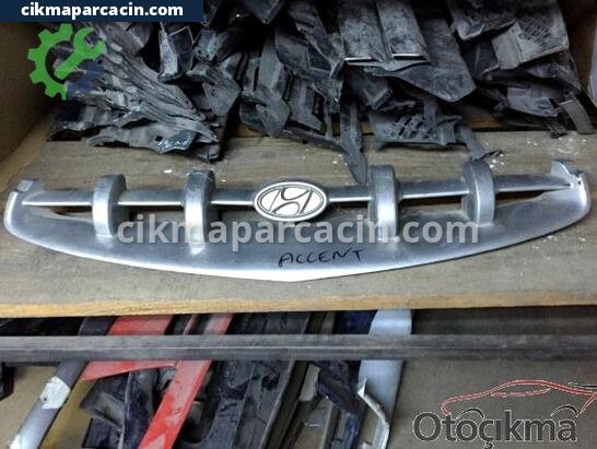 Hyundai Accent Ön Panjur çıkma parça