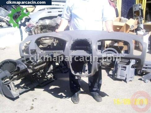 Hyundai Accent Torpido çıkma parça