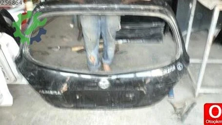 Nissan Almera Bagaj çıkma parça
