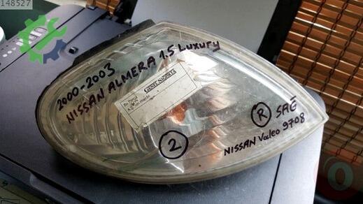 Nissan Almera Sinyal çıkma parça