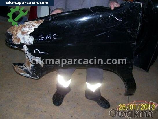 GMC Yukon Çamurluk çıkma parça
