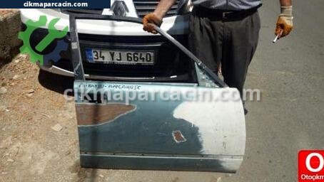 Daihatsu Applause Sağ Ön Kapı çıkma parça