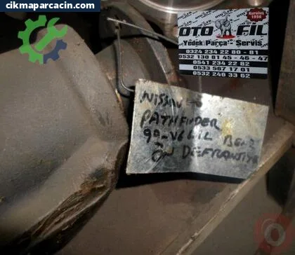 Nissan Pathfinder Defransiyel çıkma parça