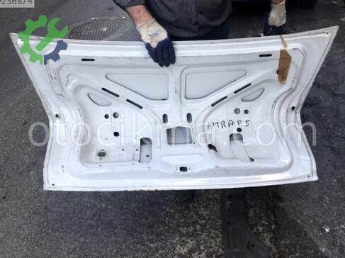 Opel Astra Bagaj çıkma parça