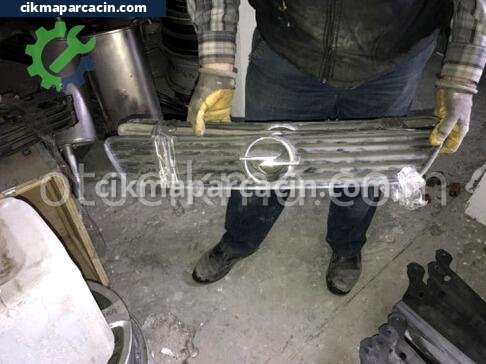 Opel Astra Panjur çıkma parça