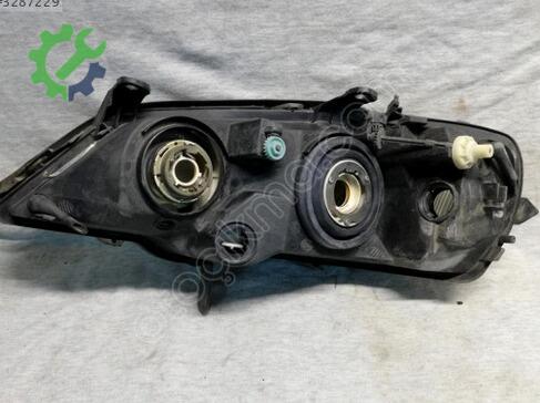 Opel Astra Sağ Ön Far çıkma parça