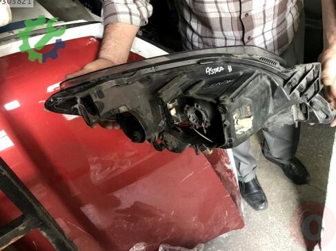 Opel Astra Xenon Far çıkma parça