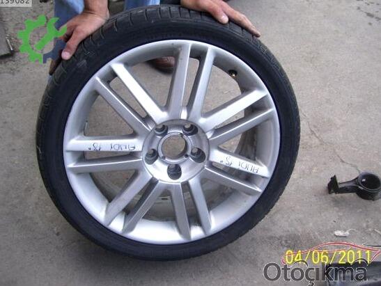 Audi A4 Jant çıkma parça