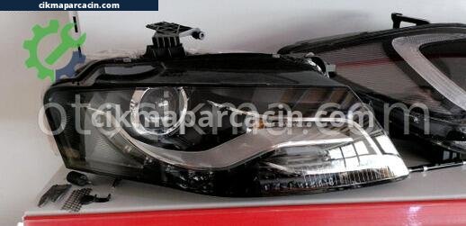 Audi A4 Far çıkma parça