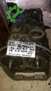 Audi A4 Silindir Kapağı 06H103373K çıkma parça