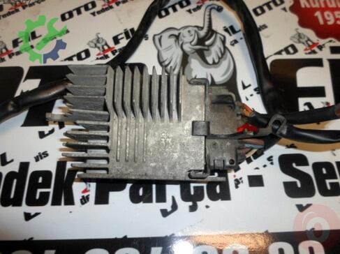 Audi A4 Fan Termiği çıkma parça