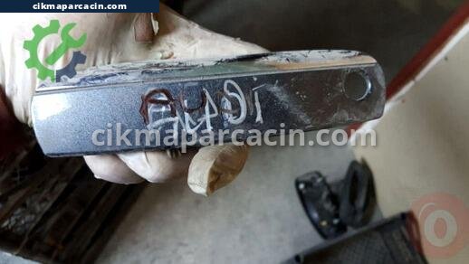 Audi A4 Kapı Kolu çıkma parça