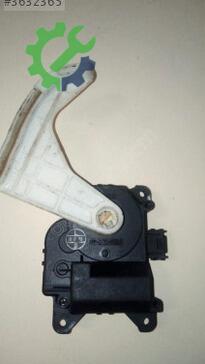 Toyota Avensis Kalorifer Motoru DE063800-0560 çıkma parça