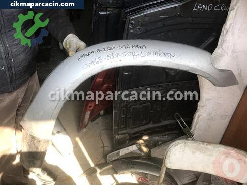 Mazda B-2500 Dodik çıkma parça