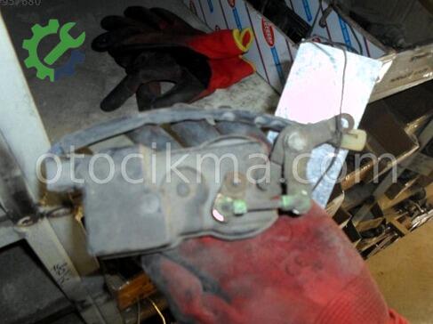 Mitsubishi L300 Bagaj çıkma parça