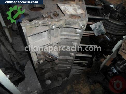 Renault R 12 Blok çıkma parça