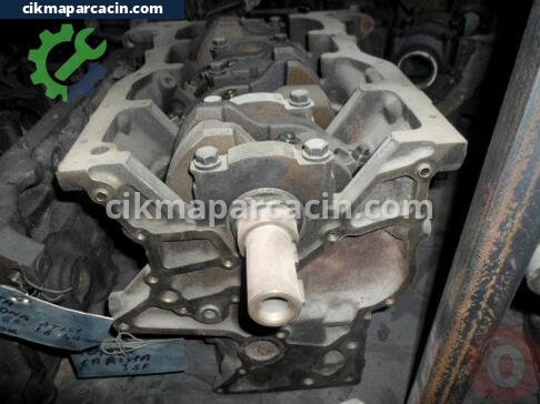 Toyota Carina Blok çıkma parça
