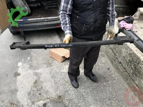 Hyundai Accent Arka Tampon Demiri çıkma parça